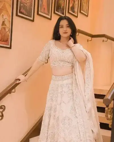 Escort Service In Koraon
